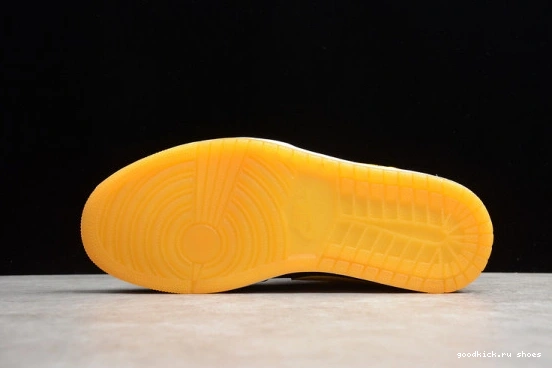 554724-035 554724 New (2017) Love 035 Retro Mid  1 Jordan 0416